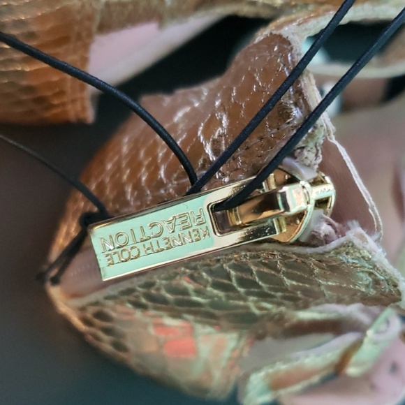 Sandals - Picture 3 of 4